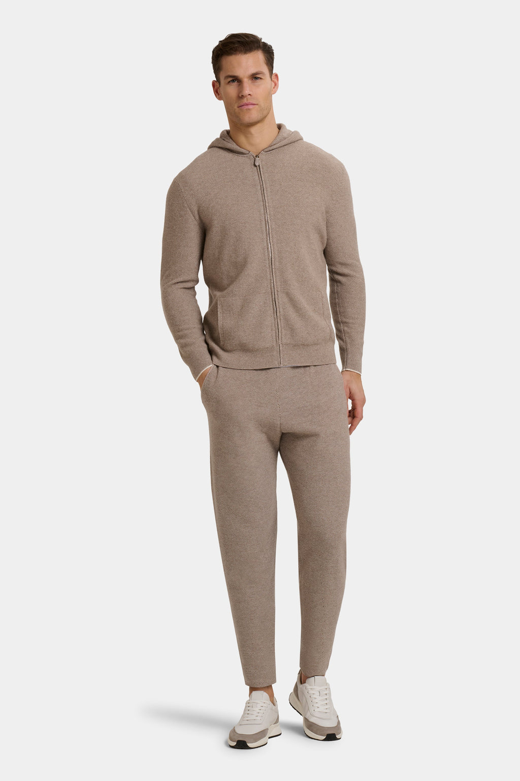 SUDADERA CON CAPUCHA Y CREMALLERA DE FARO