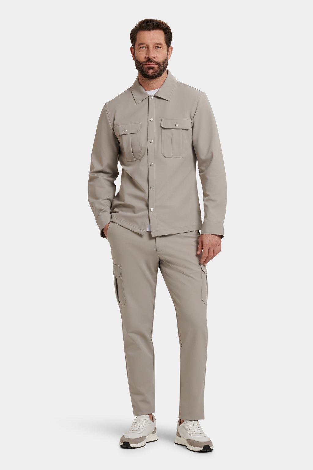 LA SOBRECAMISA TECH CARGO