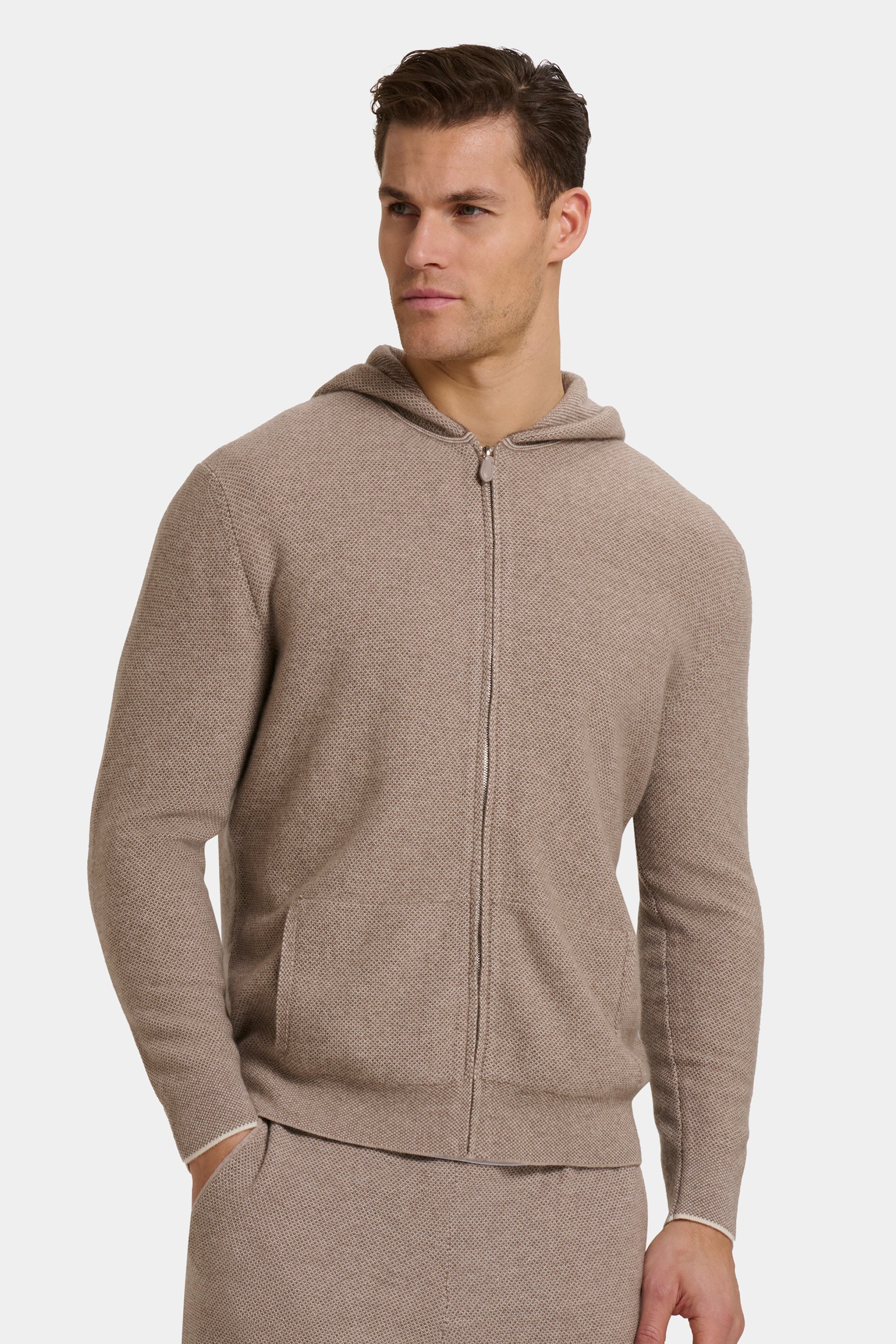 SUDADERA CON CAPUCHA Y CREMALLERA DE FARO