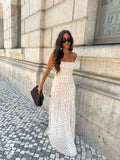Vestido de lunares en blanco