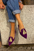 MOCASÍN ELEGANTE CON BORLAS