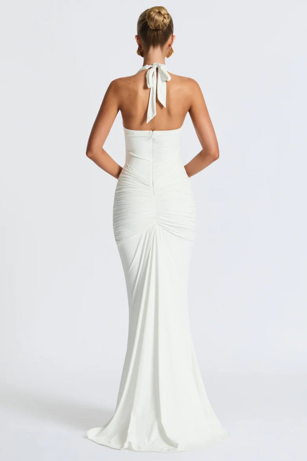 Vestido SKY™ -  Elegancia fluida con escote halter