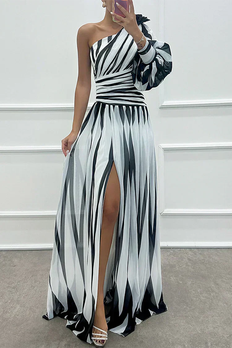 Hazel™ | Elegante vestido largo a rayas con hombros descubiertos