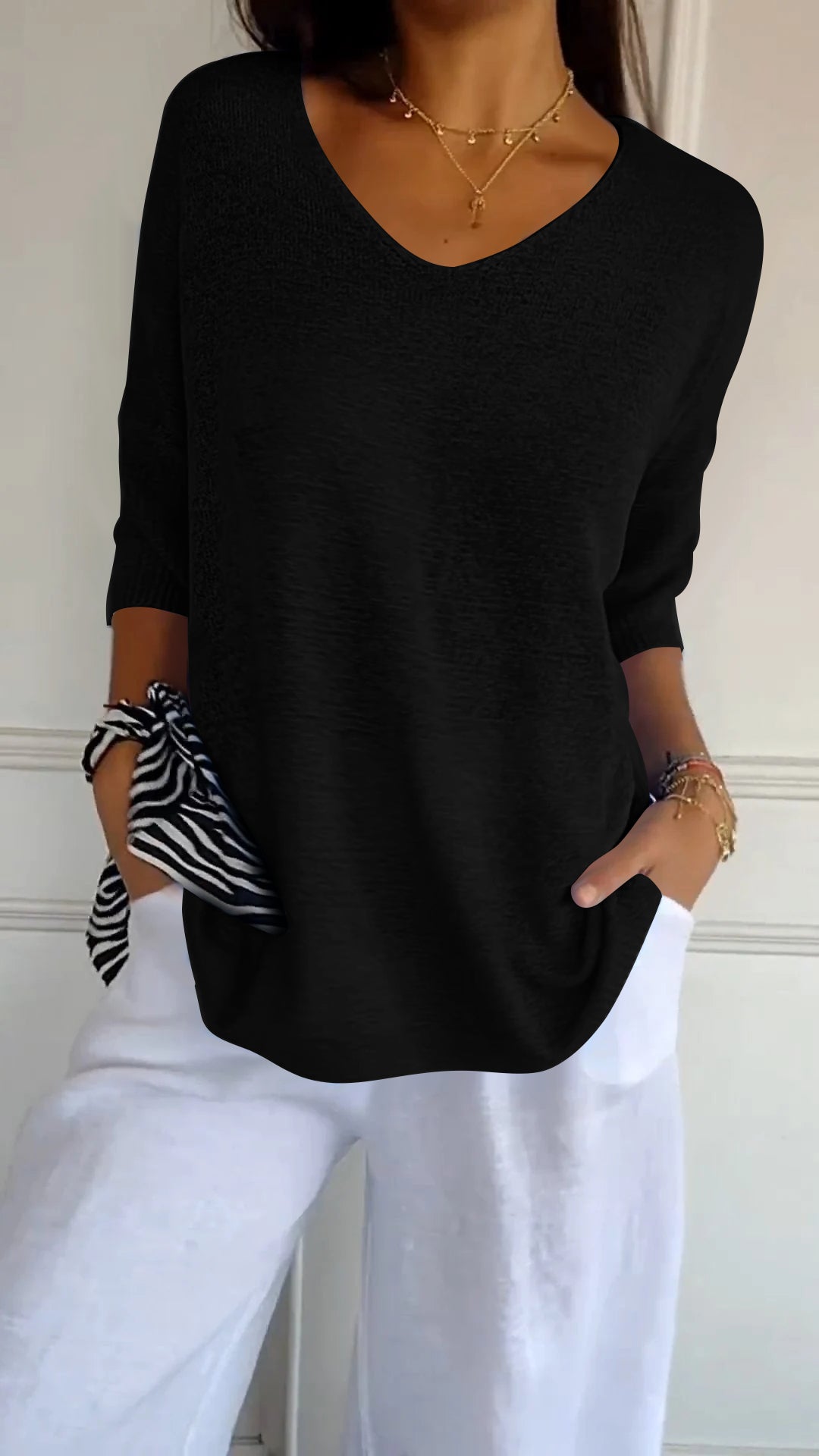 SKY | Blusa noire cuello en V