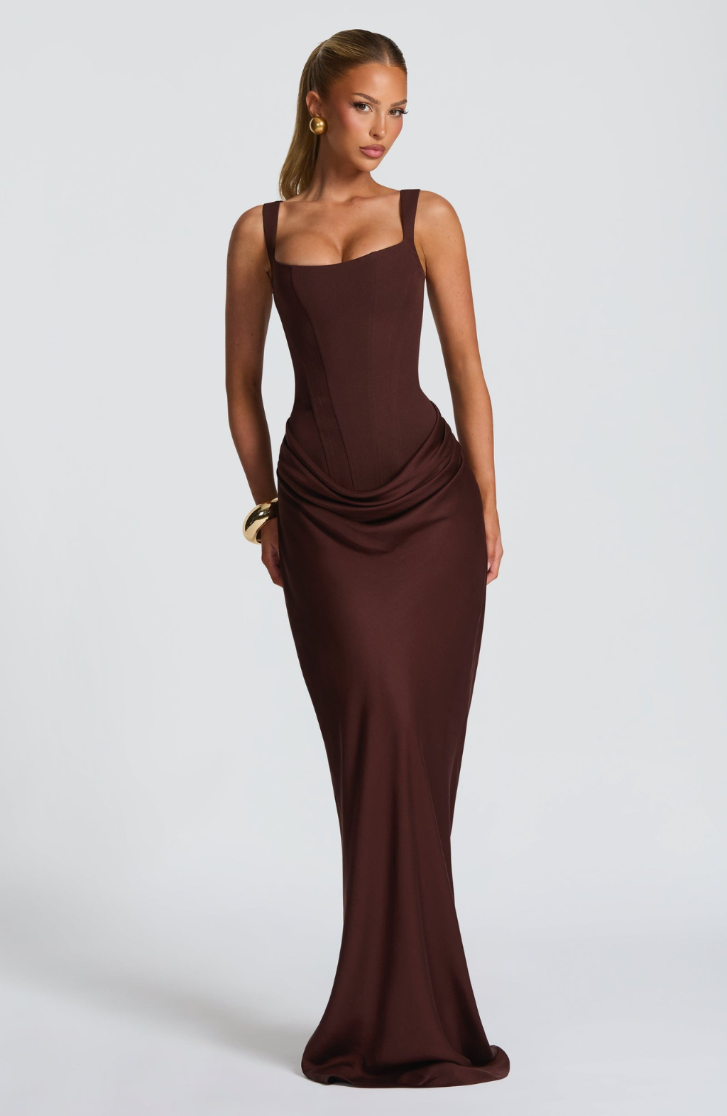 Vestido SKY™ -  Silueta fluida con corsé ajustado