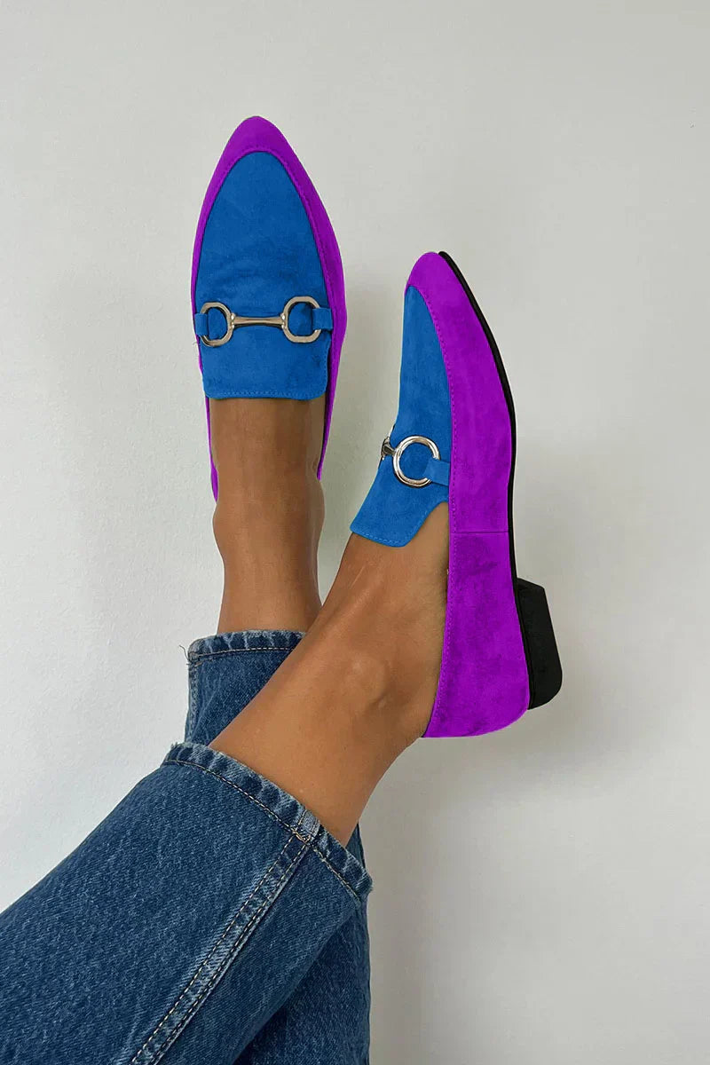 MOCASINES CON DETALLES METÁLICOS