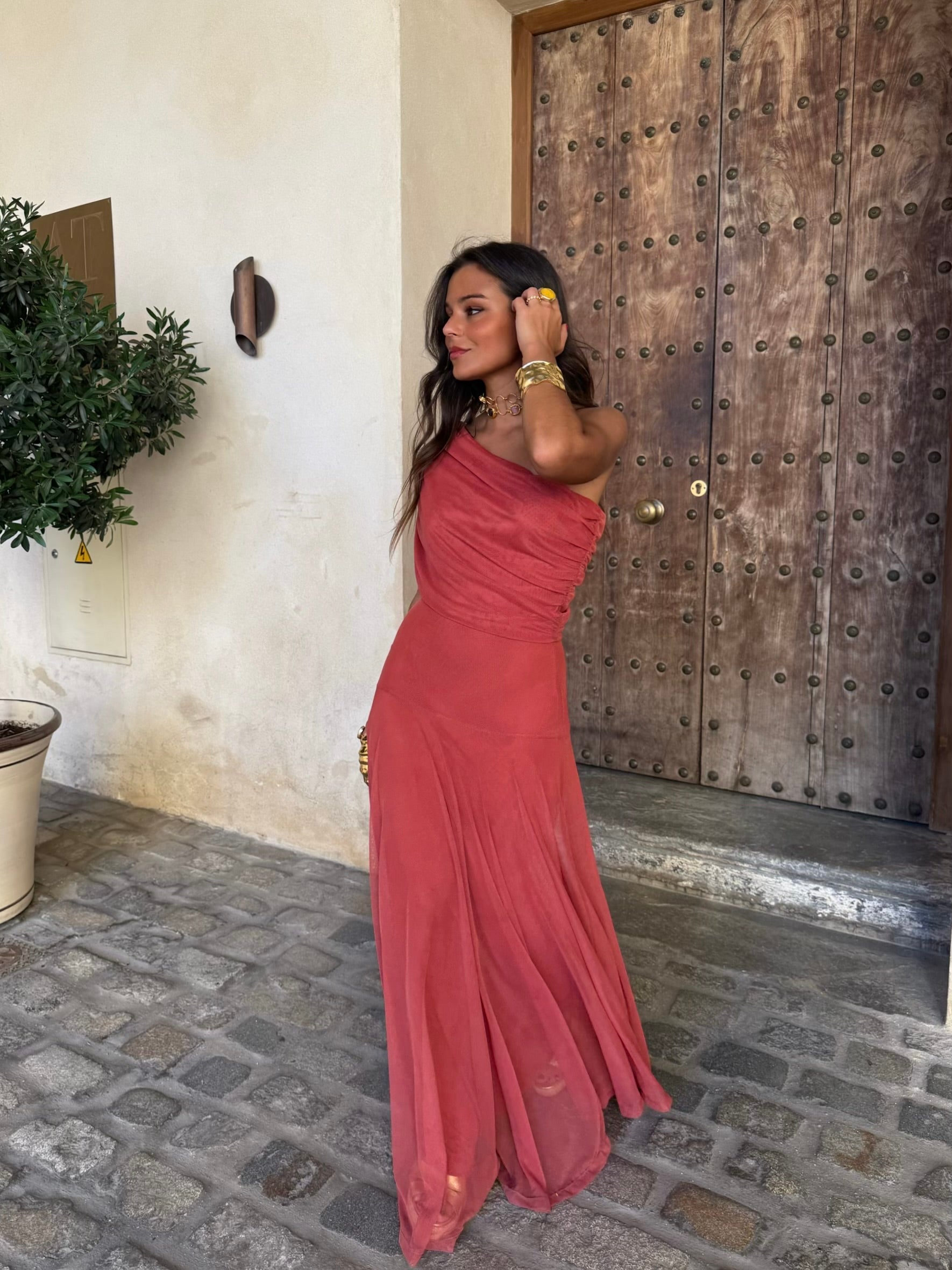 Vestido Toledo™ — La elegancia que detiene miradas