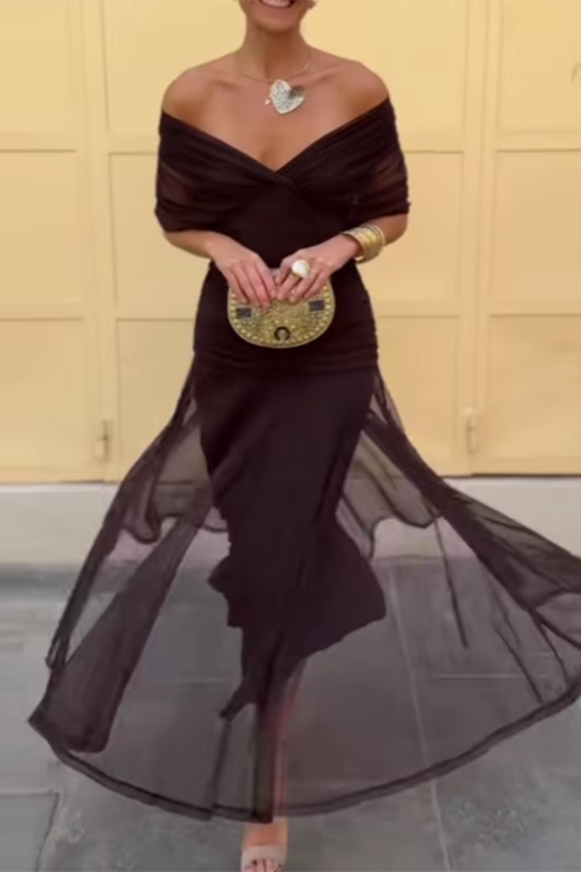 Louise | Robe de soirée longue élégante avec décolleté en V