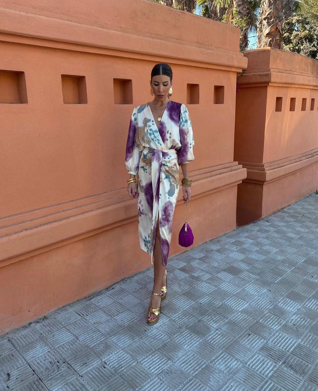 Valeria | Robe croisée à encolure en V