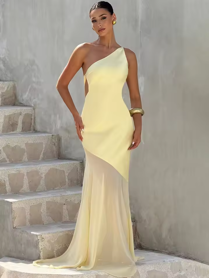 Vestido Sirena™ — La espalda que detiene conversaciones