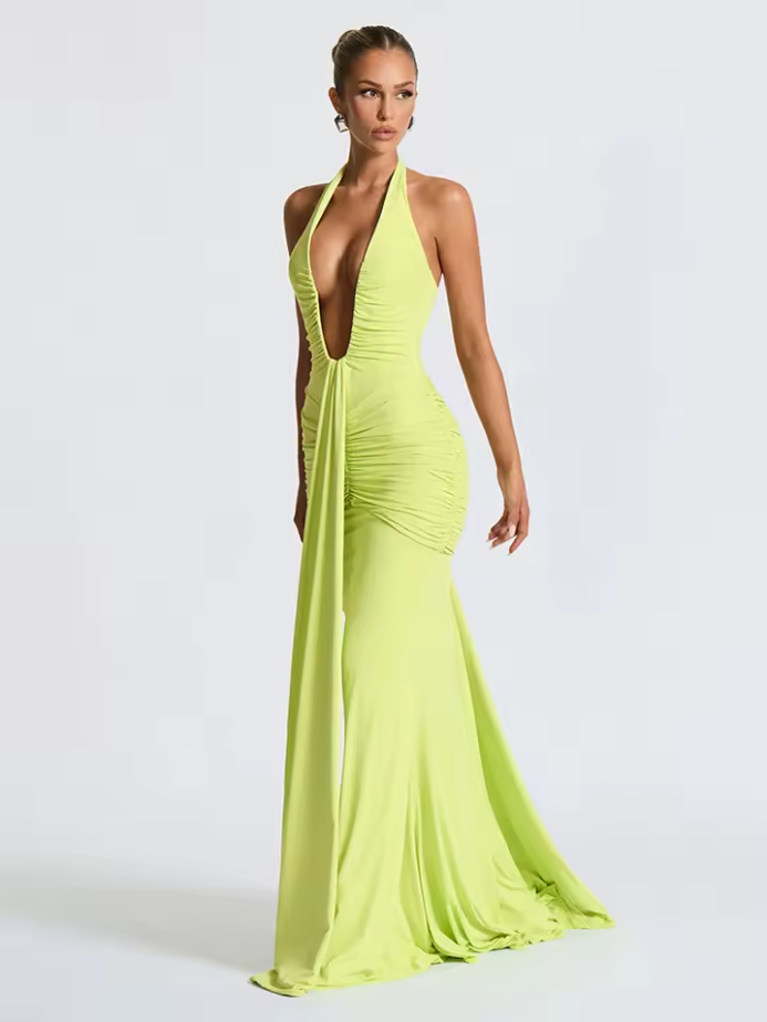Vestido Halter Verde™ — La noche que empieza cuando tú llegas