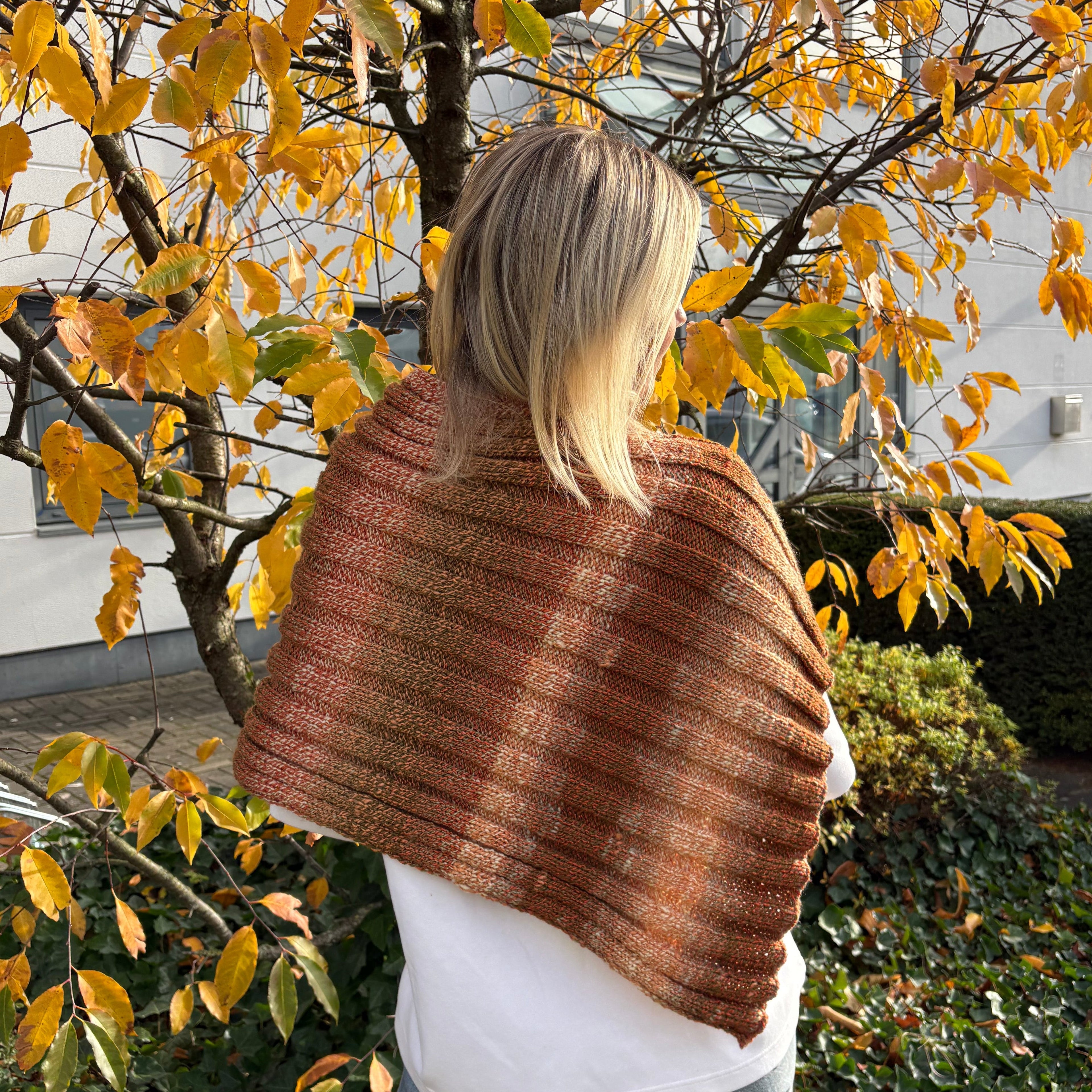 Kit de punto GLOW Poncho