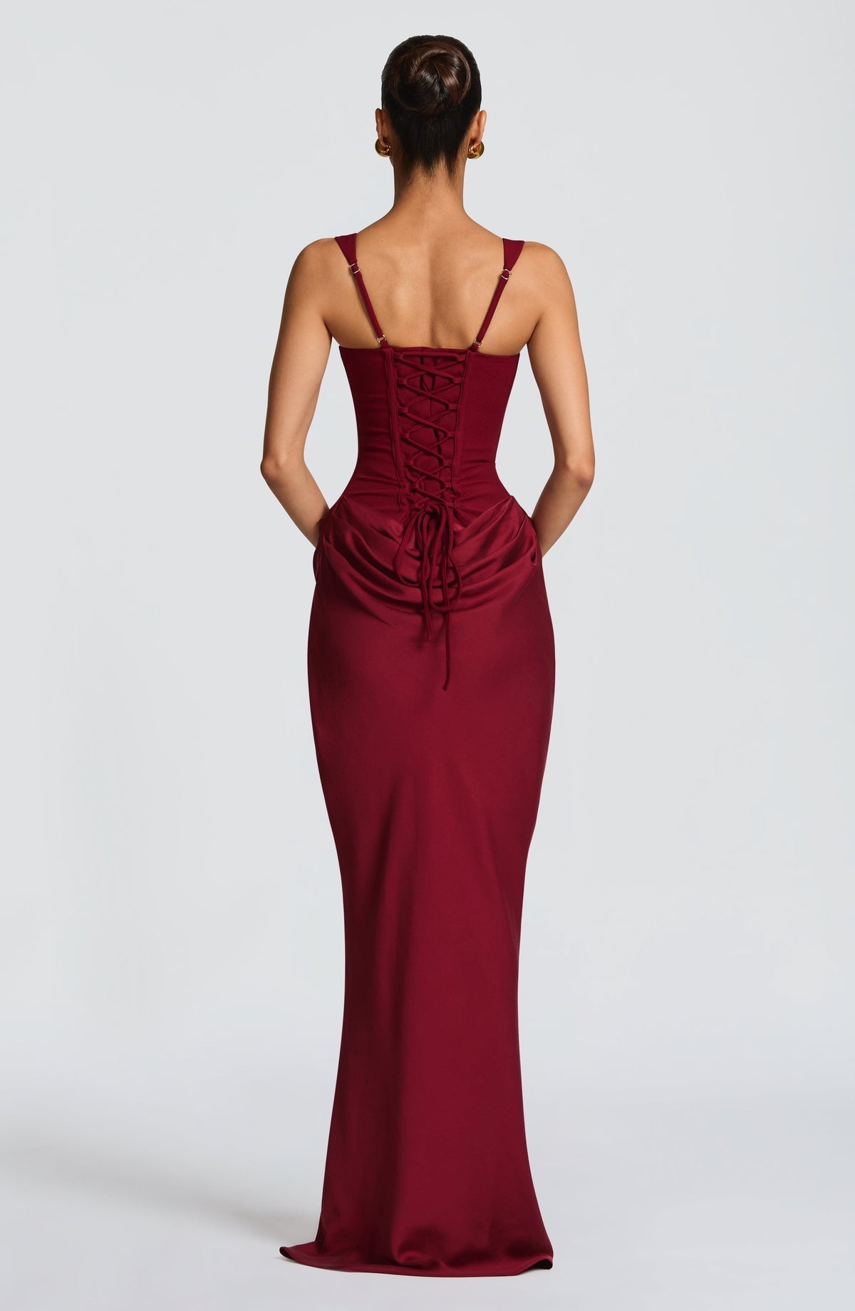 Vestido SKY™ -  Silueta fluida con corsé ajustado