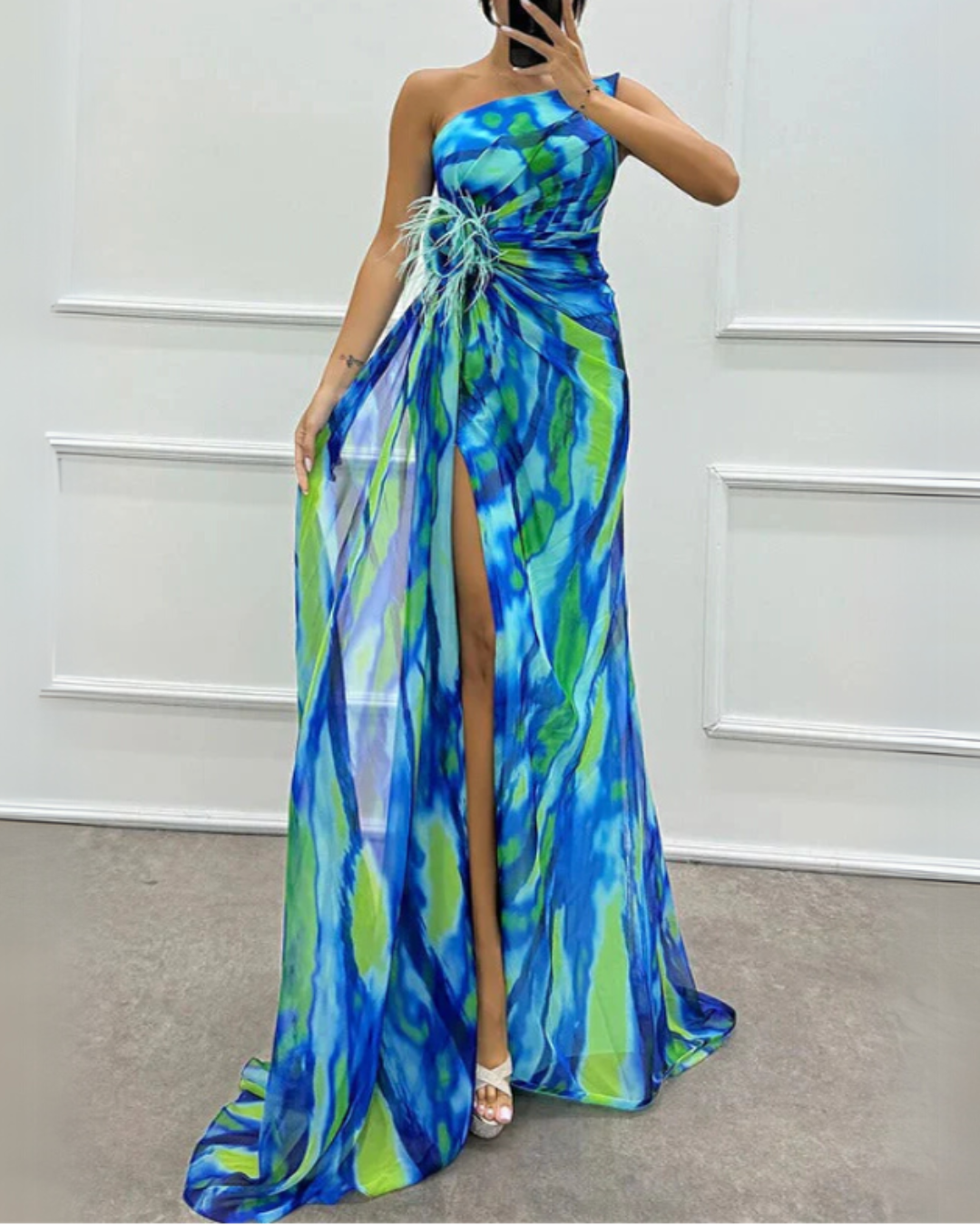 Mia™ | Vestido drapeado vibrante