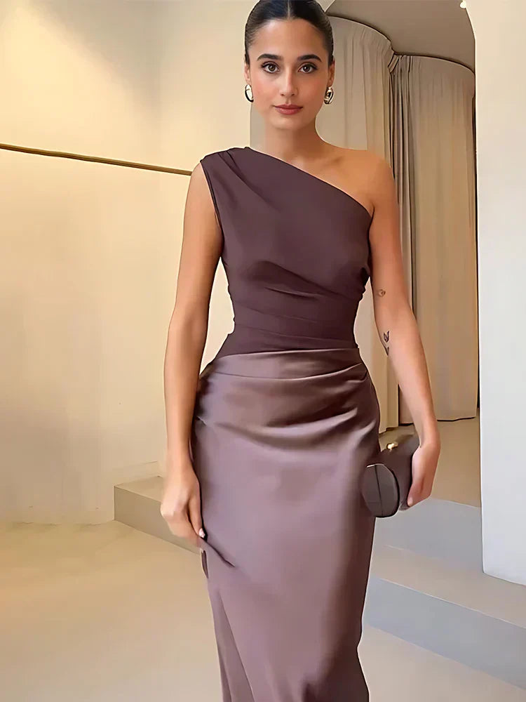 Luna™ | Vestido largo de satén con abertura