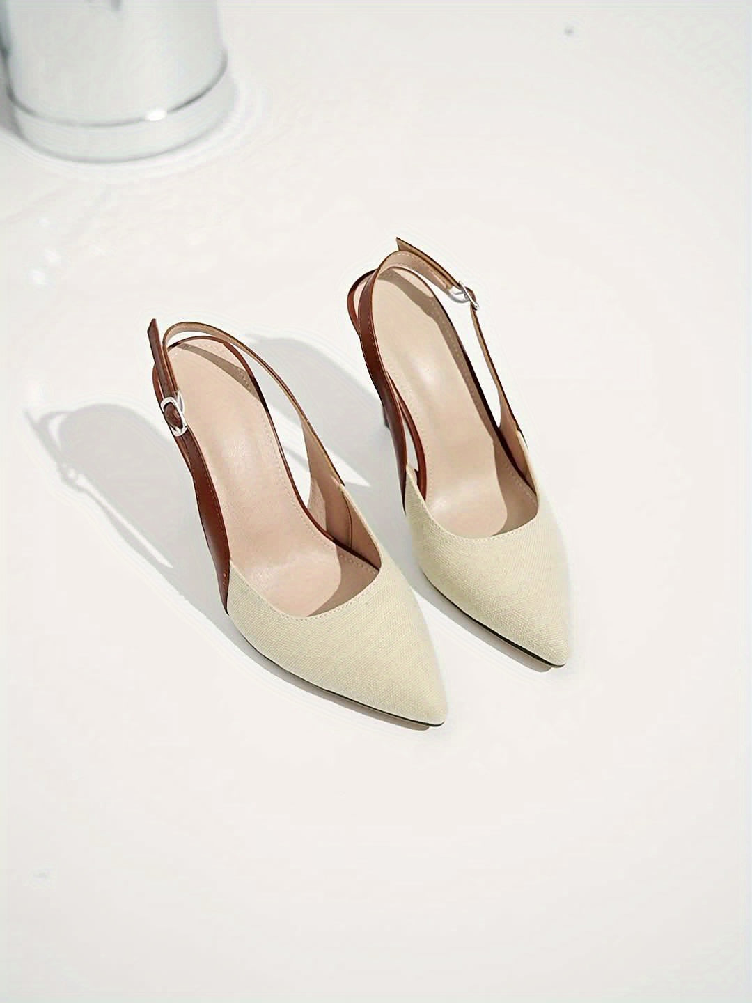 Géminis dijo Amélie™ | Tacones con tira trasera en contraste