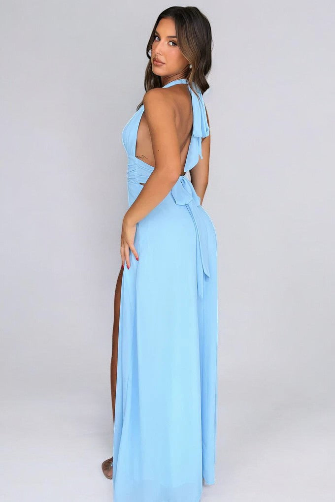 LILLI | Elegante vestido largo con cuello halter y abertura alta