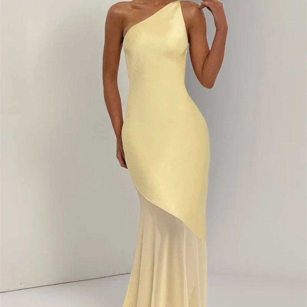 Vestido Sirena™ — La espalda que detiene conversaciones
