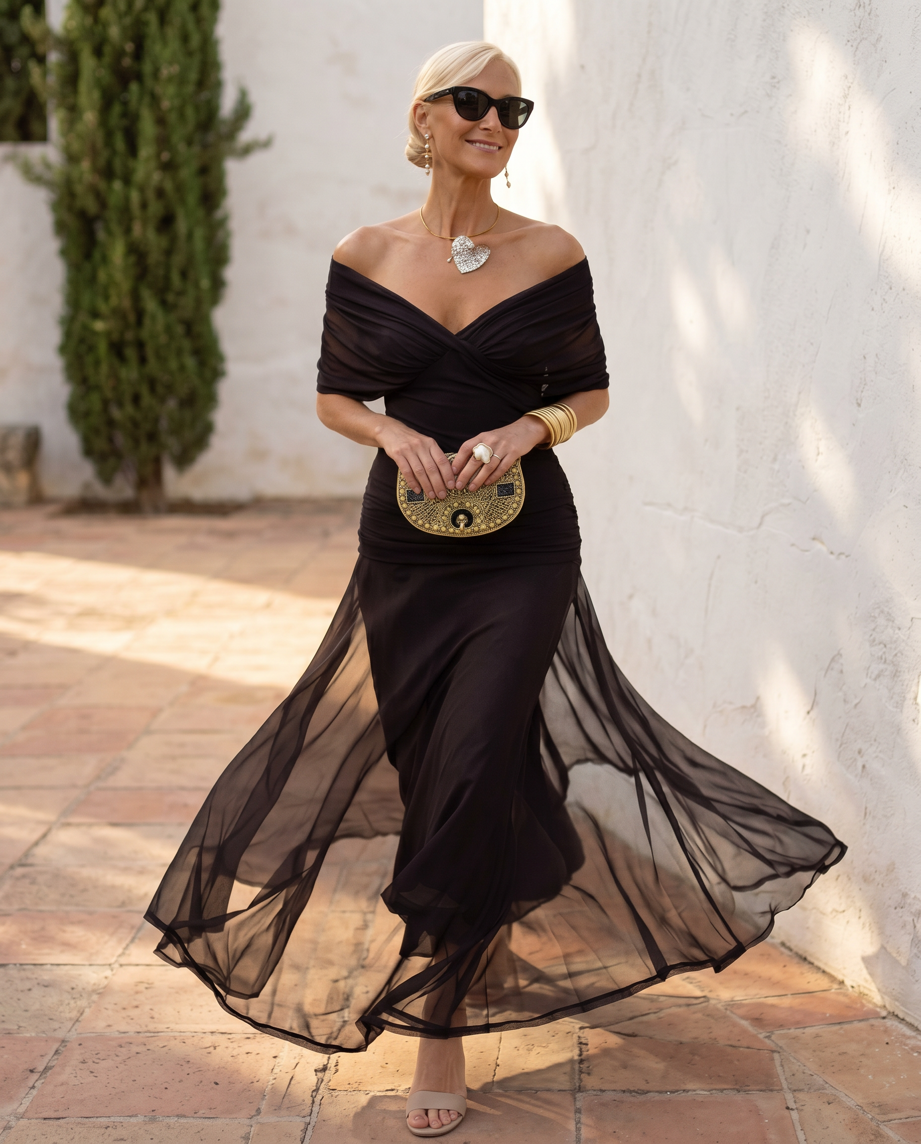 Robe longue élégante pour une fête avec un décolleté en cœur
