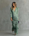 Alessia - Elegante vestido midi con mangas con flecos