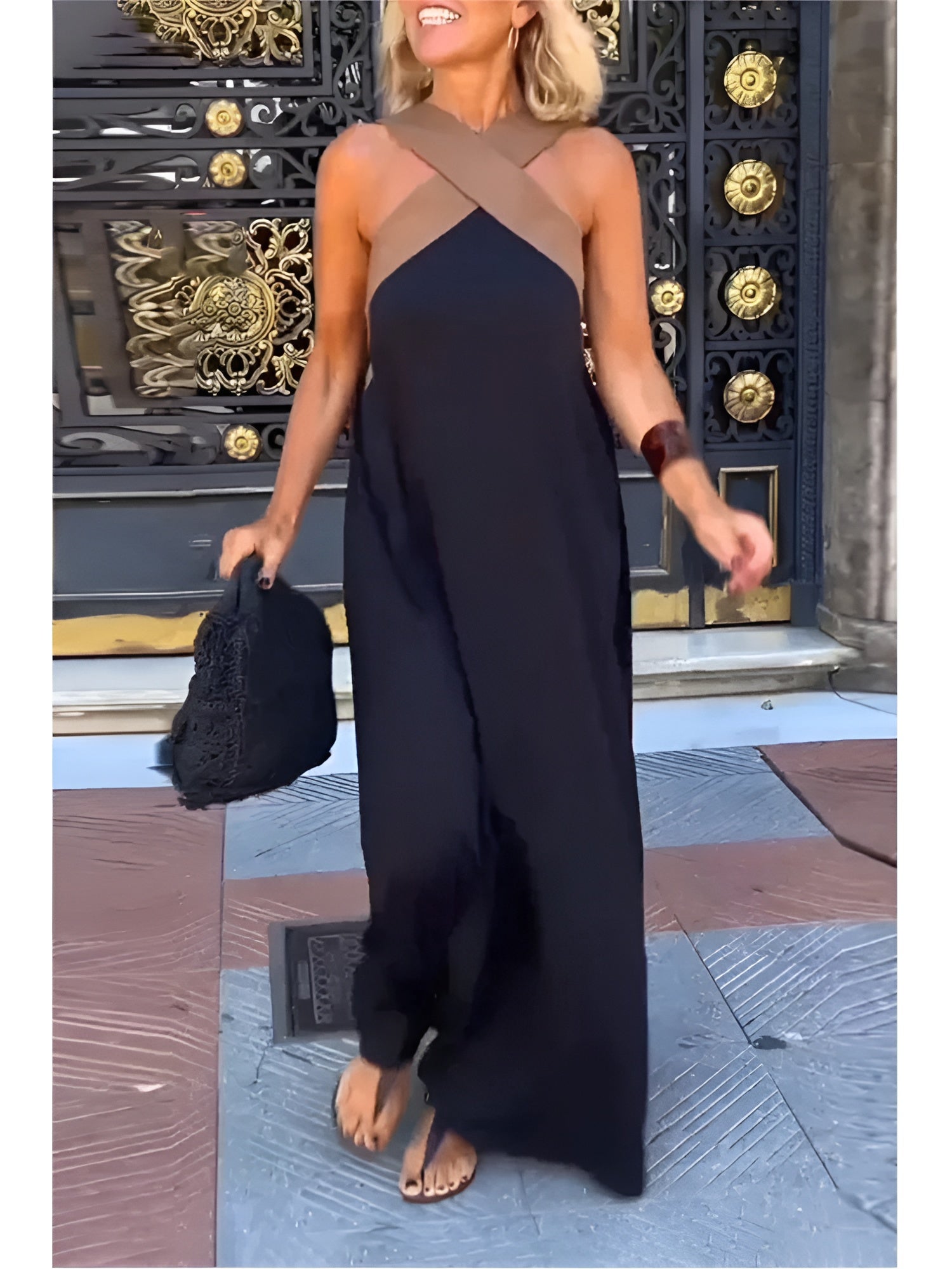 Delphine™ | Bata con corte cruzado