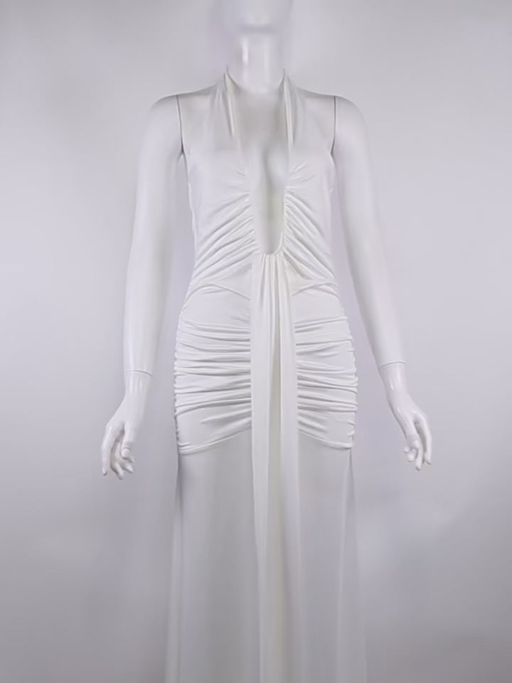 Vestido Halter Verde™ — La noche que empieza cuando tú llegas