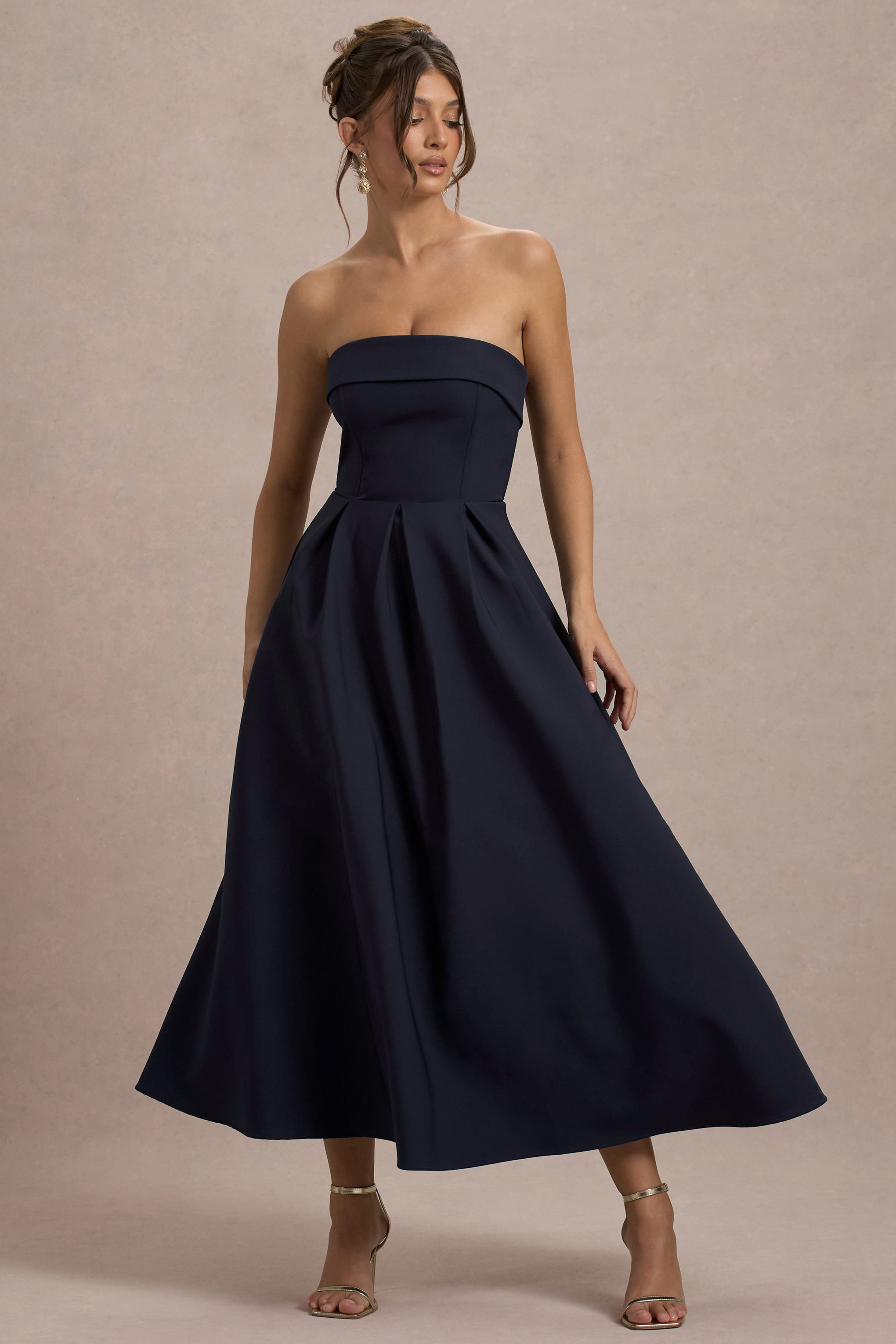 ANNE | Elegante vestido midi con escote a la espalda