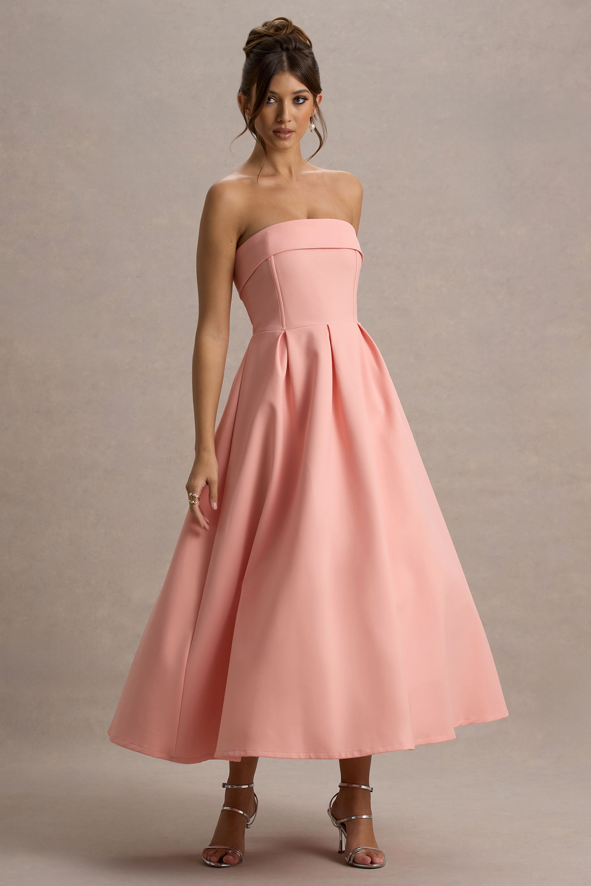 ANNE | Élégante robe midi avec décolleté dans le dos