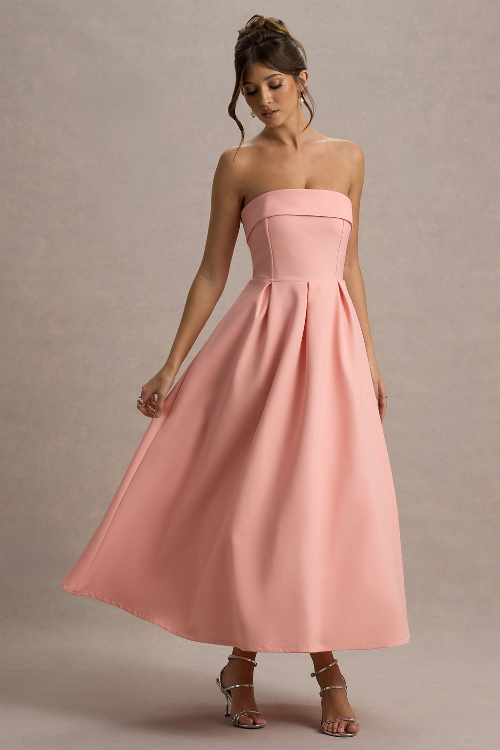 ANNE | Elegante vestido midi con escote a la espalda